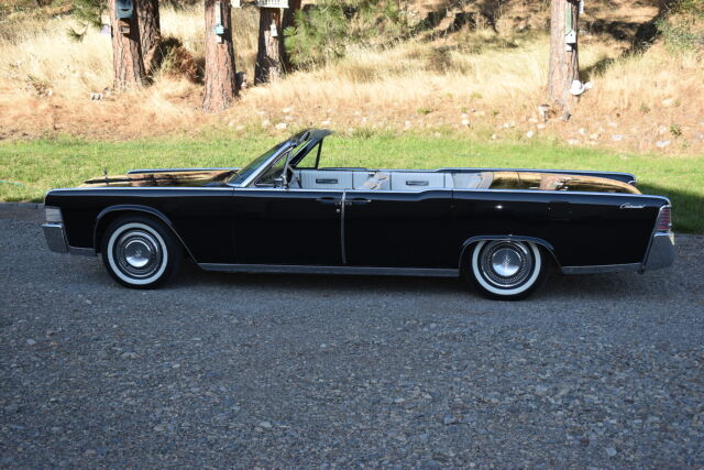 Lincoln Continental 1965 image number 31