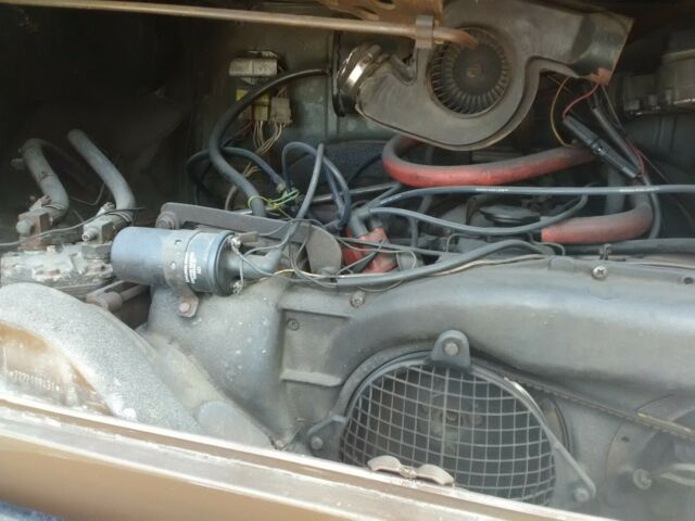 Volkswagen Bus/Vanagon 1977 image number 45