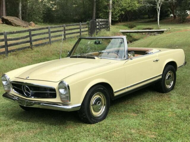 Mercedes-Benz SL-Class 1965 image number 31
