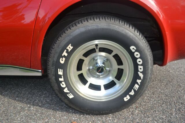 Chevrolet Corvette 1973 image number 13