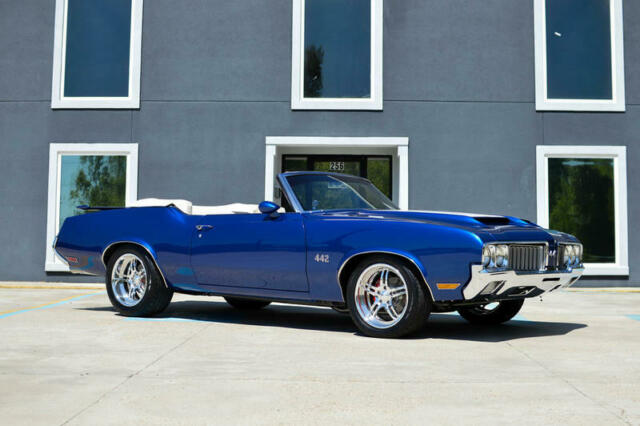 Oldsmobile Cutlass 1970 image number 4