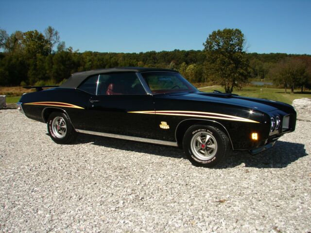 Pontiac GTO 1970 image number 28