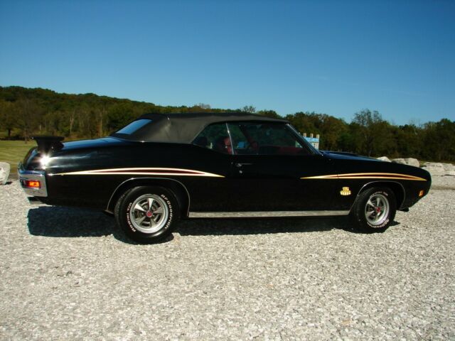 Pontiac GTO 1970 image number 8