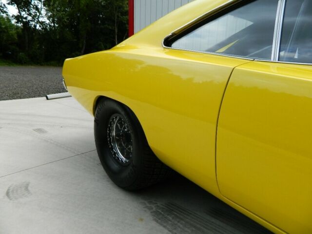Dodge Charger 1970 image number 15