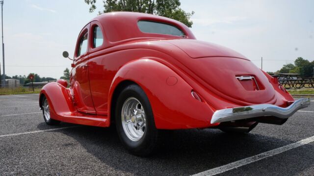 Ford 5 window coupe street rod, 1936 image number 7