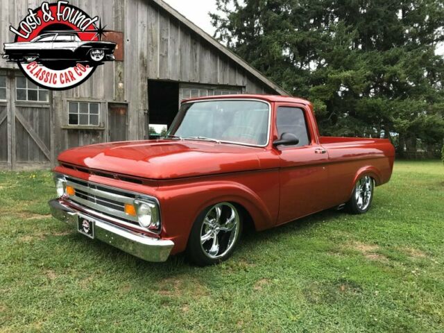 Ford Unibody F100 Pickup Truck 1961 image number 10