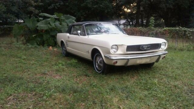 Ford Mustang 1966 image number 0