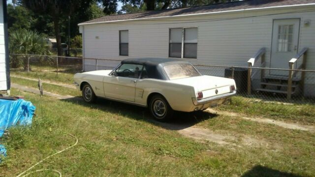 Ford Mustang 1966 image number 38