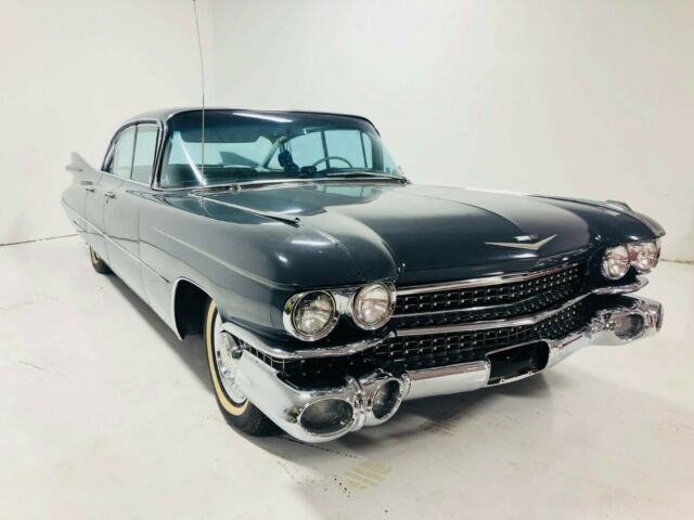 Cadillac DeVille 1959 image number 15