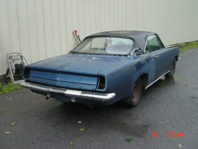 Plymouth Barracuda 1967 image number 3