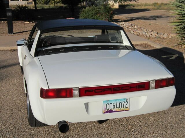 Porsche 914 1976 image number 28