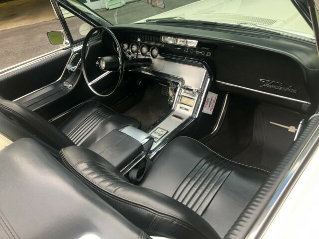 Ford Thunderbird 1964 image number 14