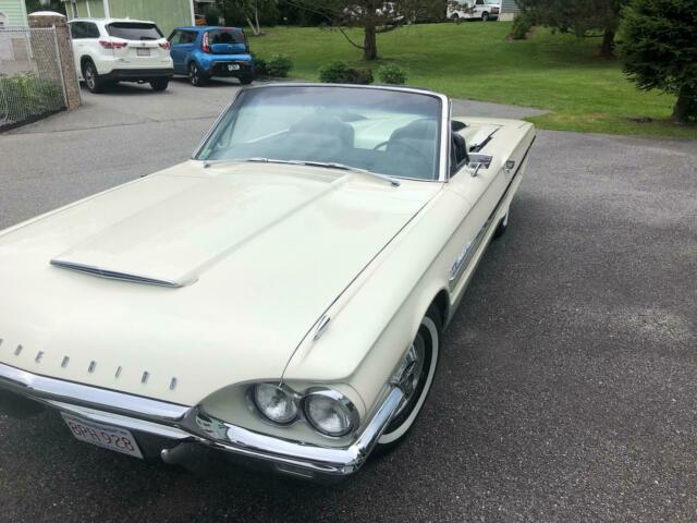Ford Thunderbird 1964 image number 17