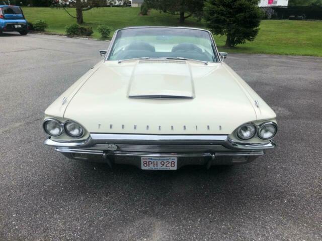 Ford Thunderbird 1964 image number 27