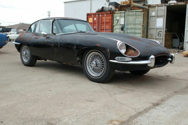 Jaguar XK 1967 image number 0