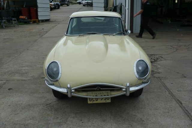 Jaguar XK 1966 image number 15