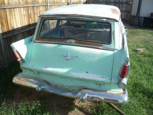Plymouth Suburban 1956 image number 2