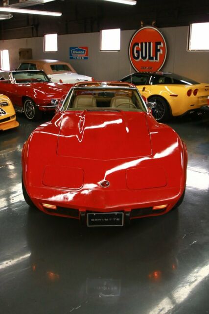 Chevrolet Corvette 1976 image number 20