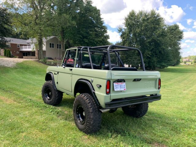 Ford Bronco 1970 image number 23