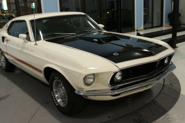Ford Mustang 1969 image number 34