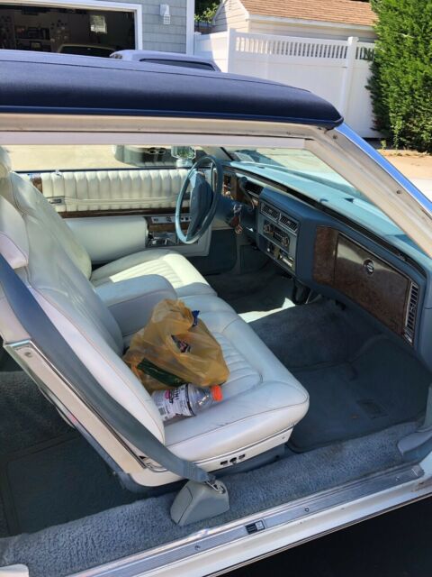Cadillac DeVille 1979 image number 21