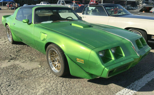 Pontiac Firebird 1979 image number 16