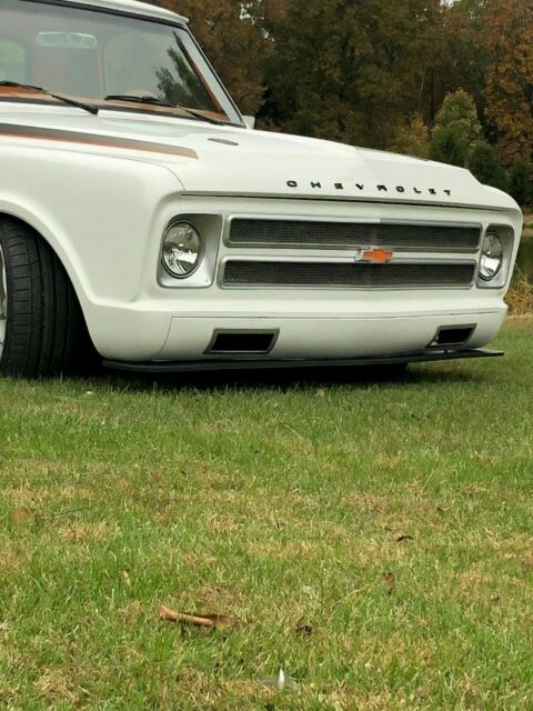 Chevrolet C-10 1967 image number 22