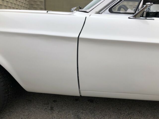 Ford Mustang 1968 image number 10