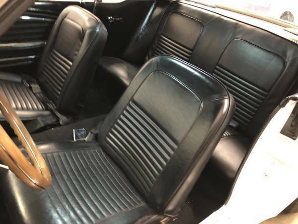 Ford Mustang 1968 image number 23