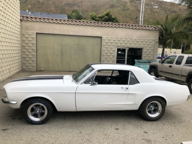 Ford Mustang 1968 image number 35