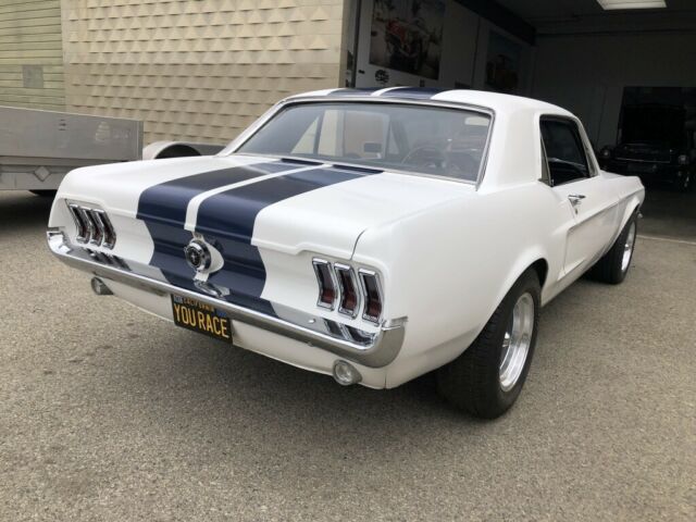 Ford Mustang 1968 image number 6