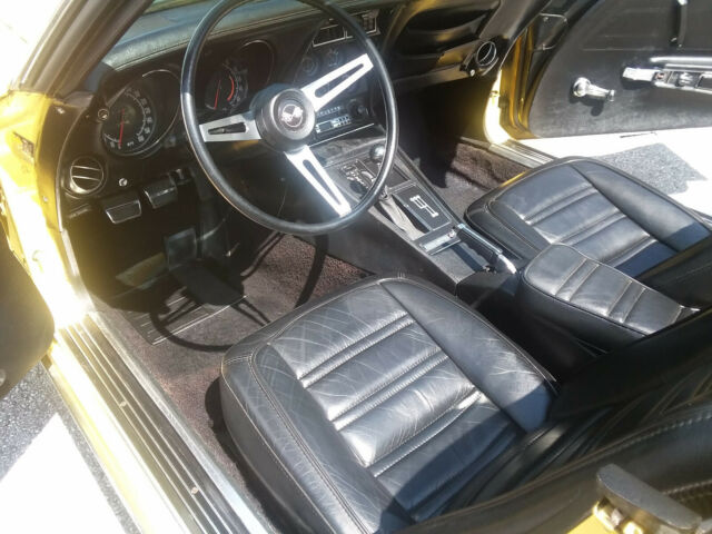 Chevrolet Corvette 1972 image number 3