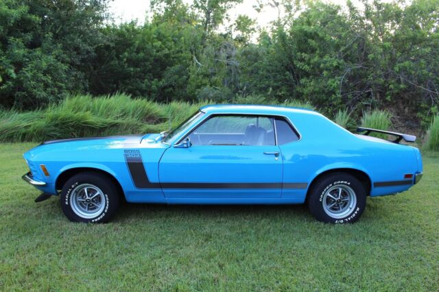 Ford Mustang 1970 image number 25