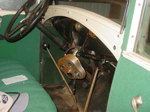 Ford Model A 1930 image number 27