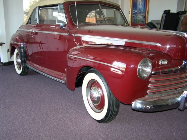 Ford Super Deluxe 1946 image number 16
