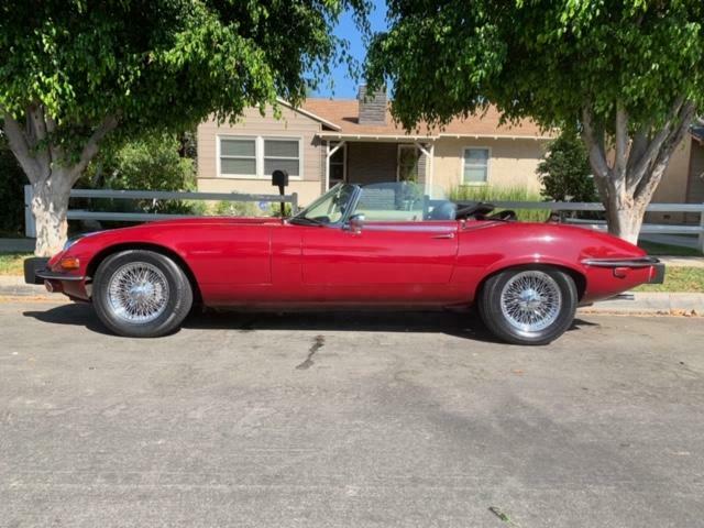 Jaguar E-Type 1974 image number 37