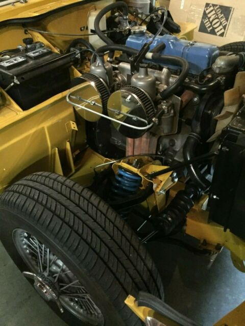 Triumph Spitfire 1977 image number 24