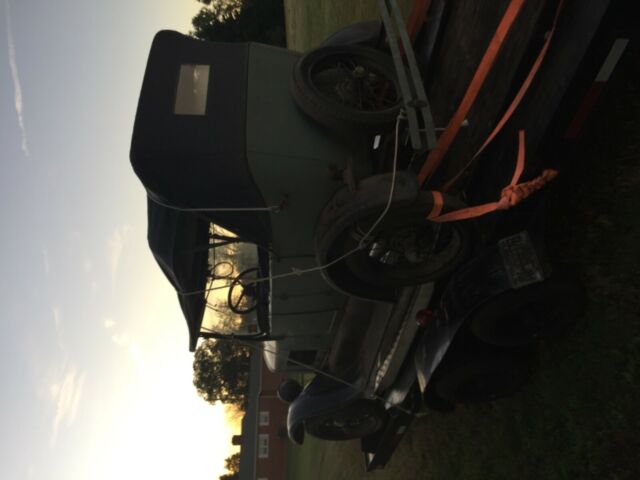 Ford Model T 1927 image number 22