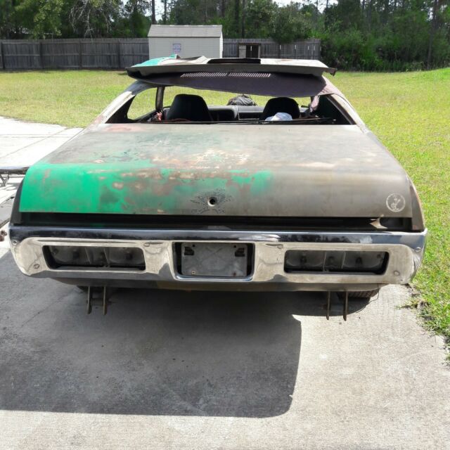 Plymouth Road Runner 1971 image number 4