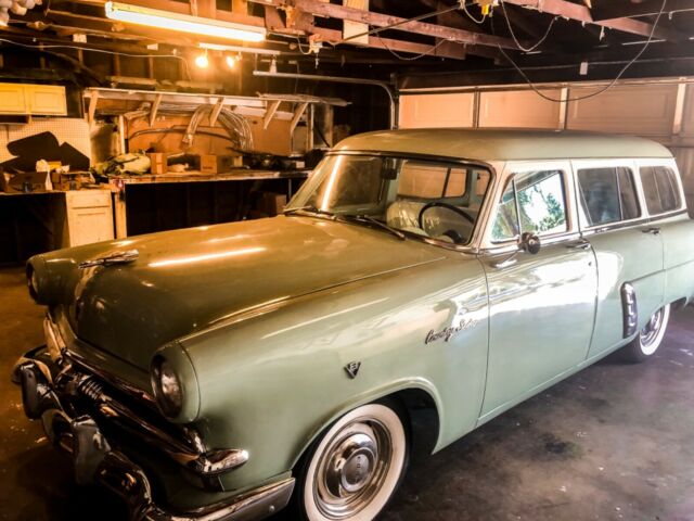 Ford Country Sedan Wagon 1953 image number 47