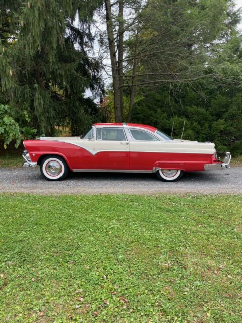 Ford Crown Victoria 1955 image number 22