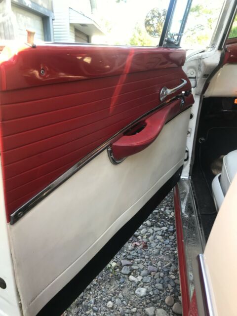 Ford Crown Victoria 1955 image number 30