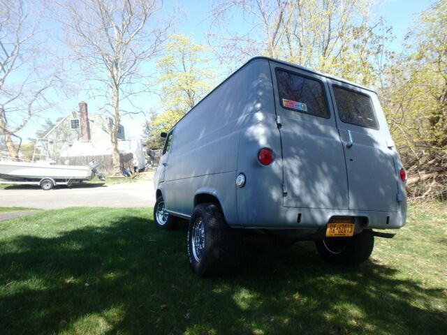 Ford E-Series Van 1967 image number 21