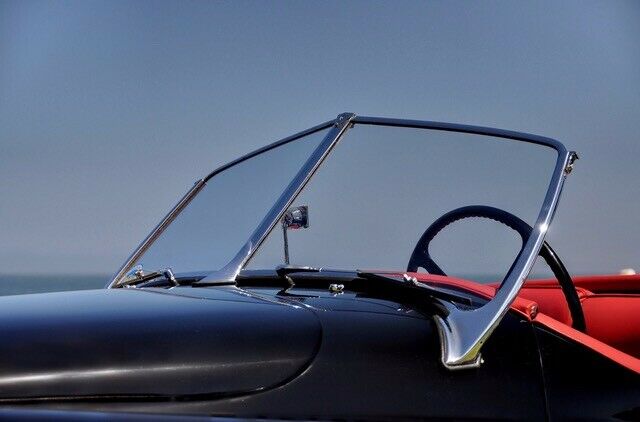 Jaguar XK 1953 image number 22