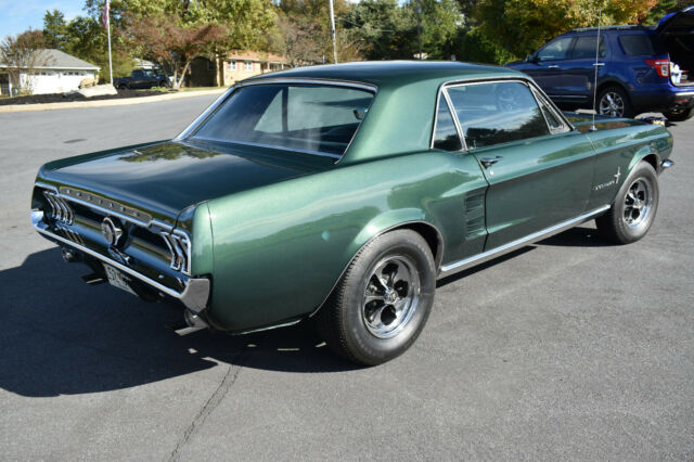 Ford Mustang 1967 image number 25