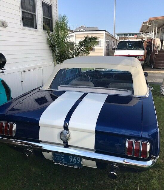 Ford Mustang 1965 image number 20