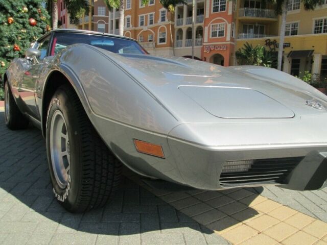 Chevrolet Corvette 1978 image number 12