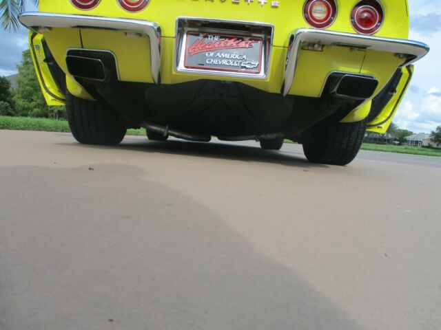 Chevrolet Corvette 1971 image number 13