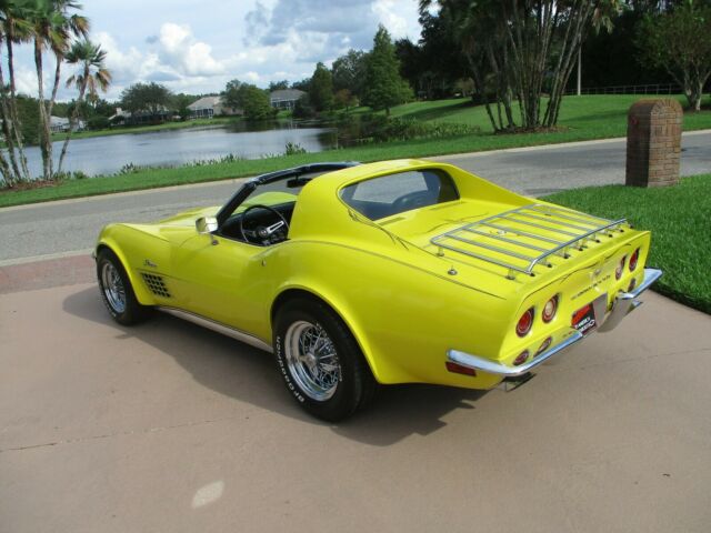 Chevrolet Corvette 1971 image number 2