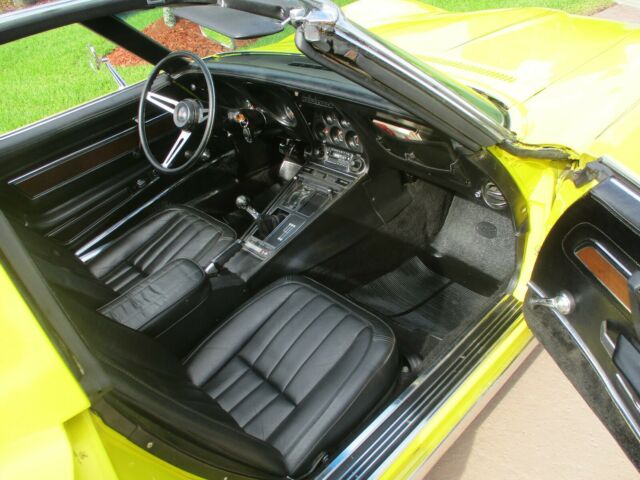 Chevrolet Corvette 1971 image number 27
